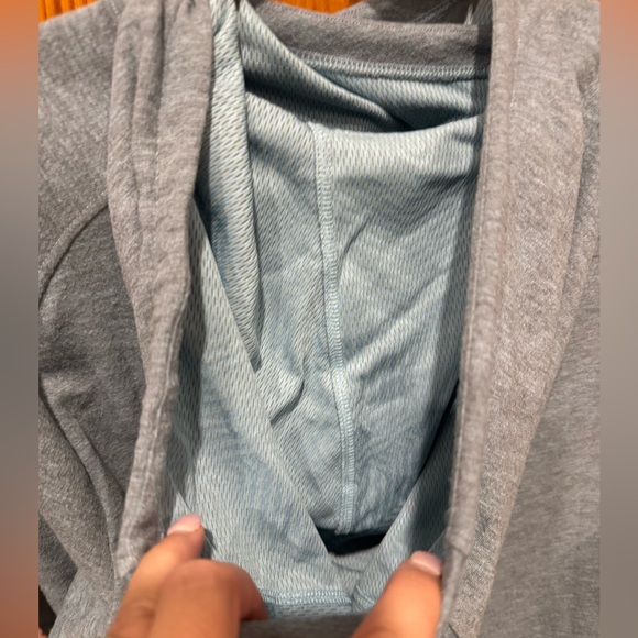 Under Armour Nimbus Blue Expanse Specialist Hoodie- size small - Picture 11 of 13